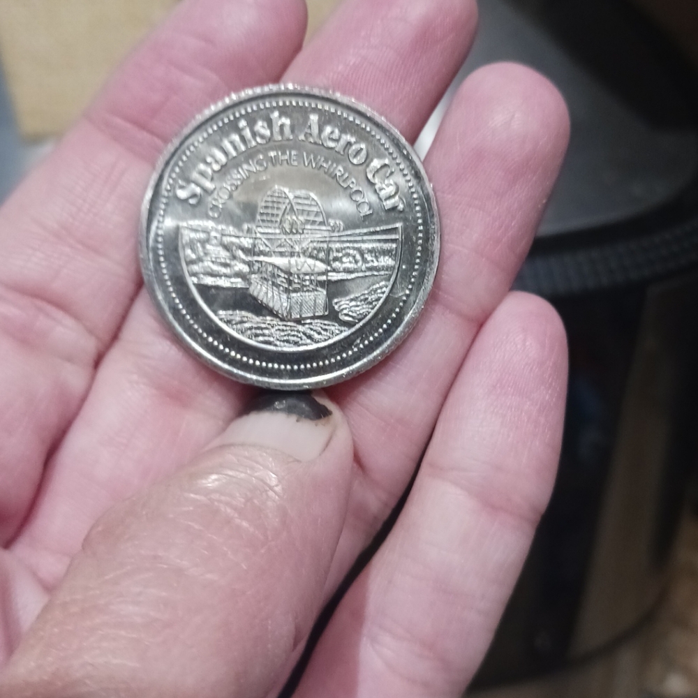 1980 NIAGARA FALLS ONTARIO TRADE DOLLAR - Spanish Aero Car Crossing Whirlpool